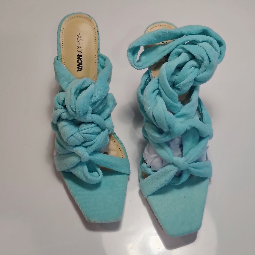 NWNB Fashion Nova Turquoise Knot-Detail Heeled Sandals Size 11M - Picture 3 of 11